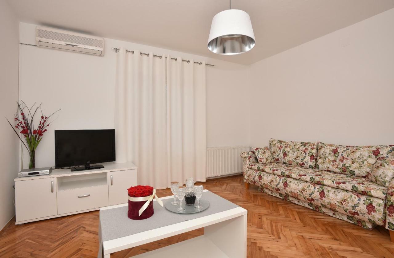 Ivana Apartments Makarska Exterior foto