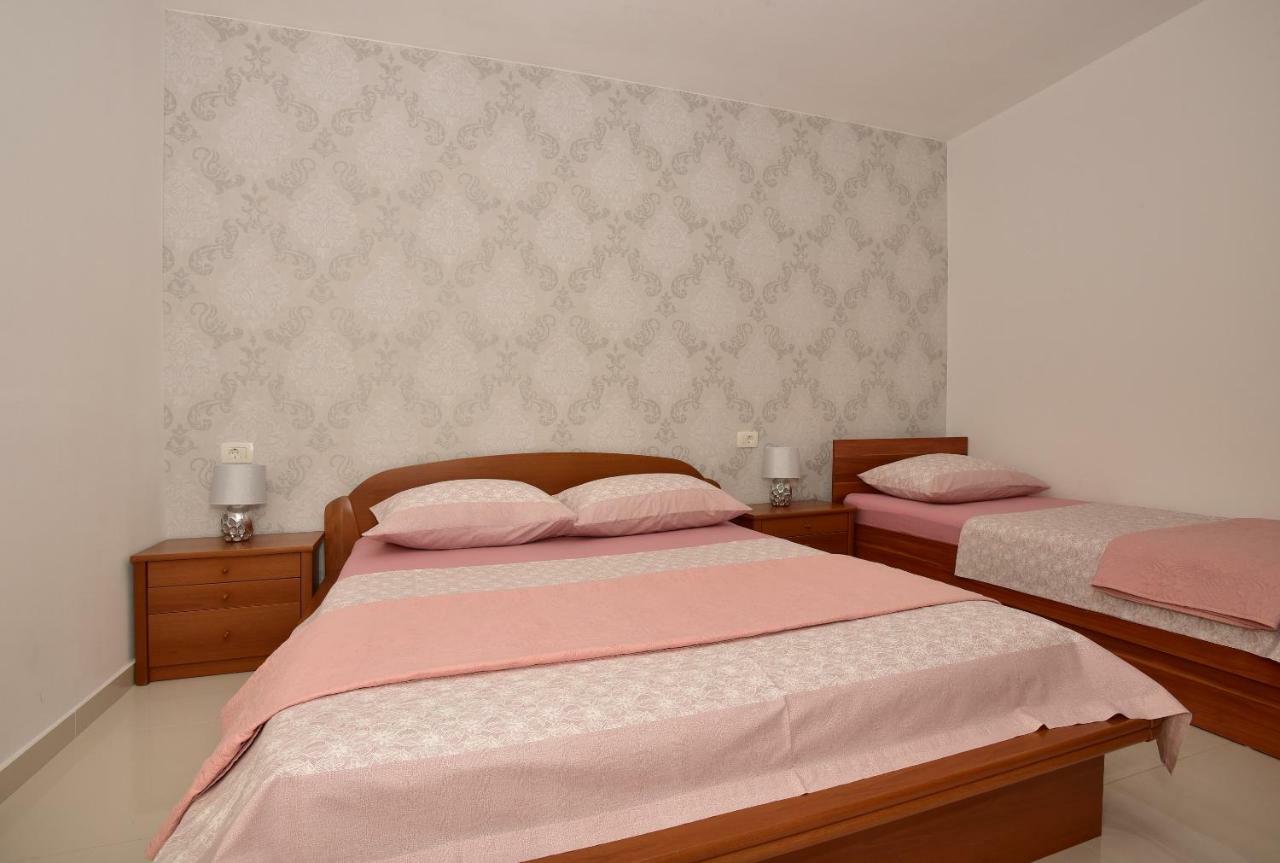 Ivana Apartments Makarska Exterior foto