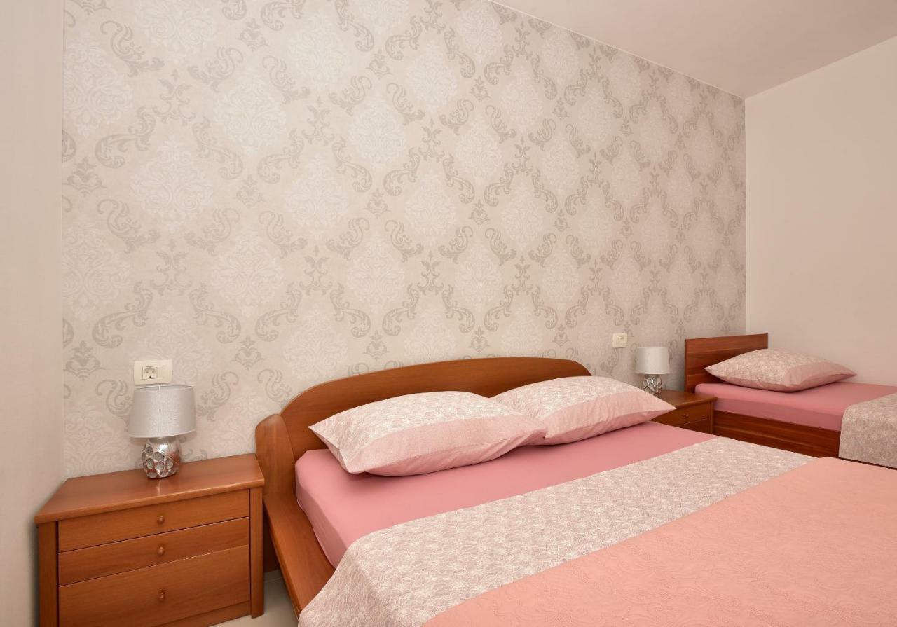 Ivana Apartments Makarska Exterior foto