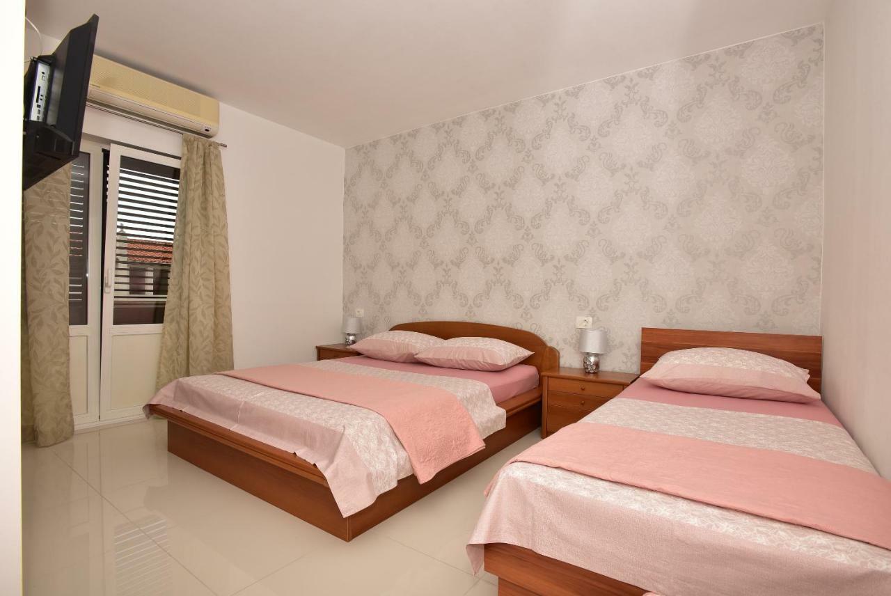 Ivana Apartments Makarska Exterior foto